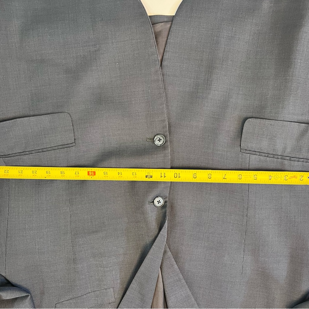 Joseph Abboud Gray Sport Coat with Notched Lapels - Picture 5 of 9